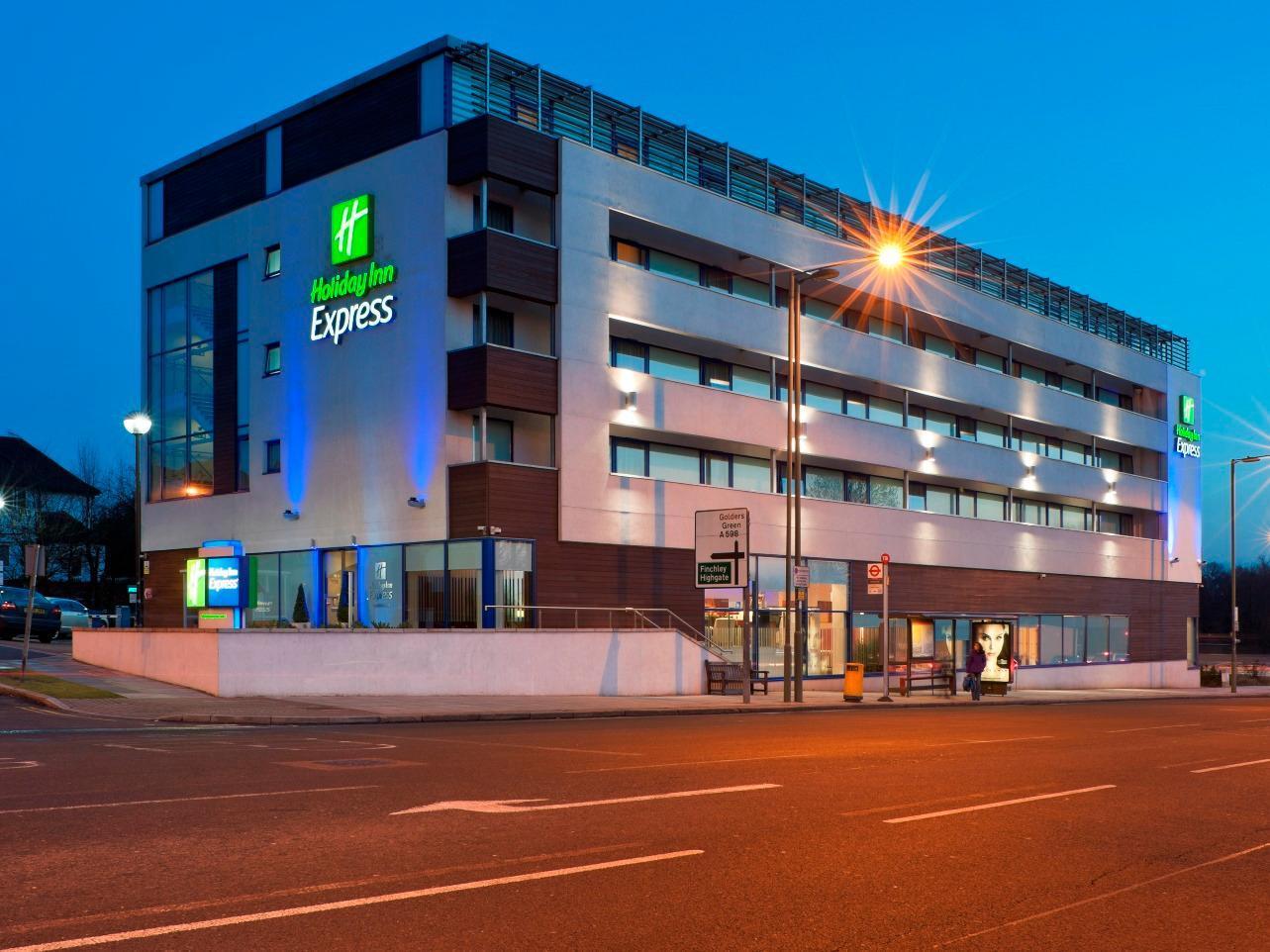 Holiday Inn Express London Golders Green, An Ihg Hotel Finchley Εξωτερικό φωτογραφία
