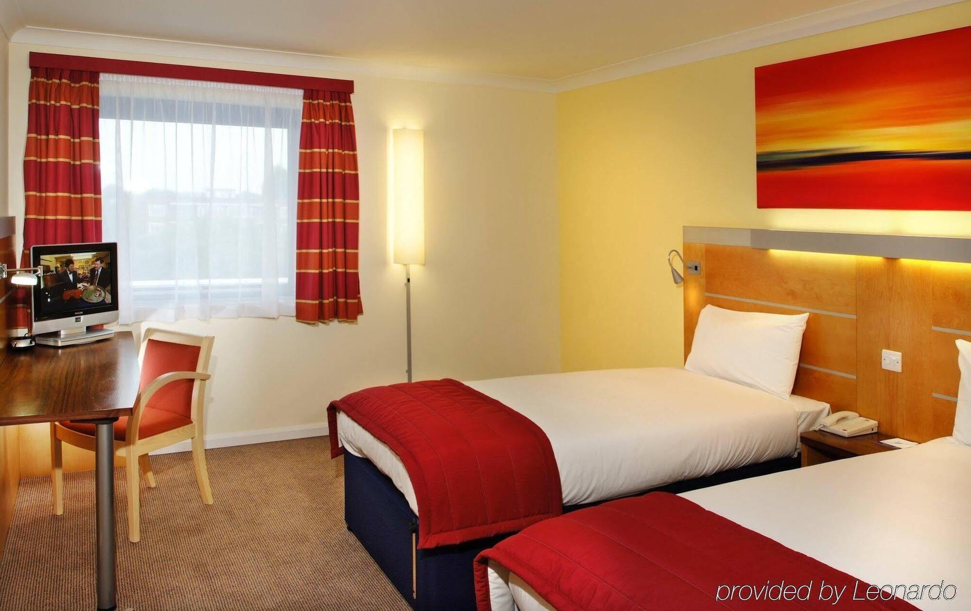 Holiday Inn Express London Golders Green, An Ihg Hotel Finchley Εξωτερικό φωτογραφία