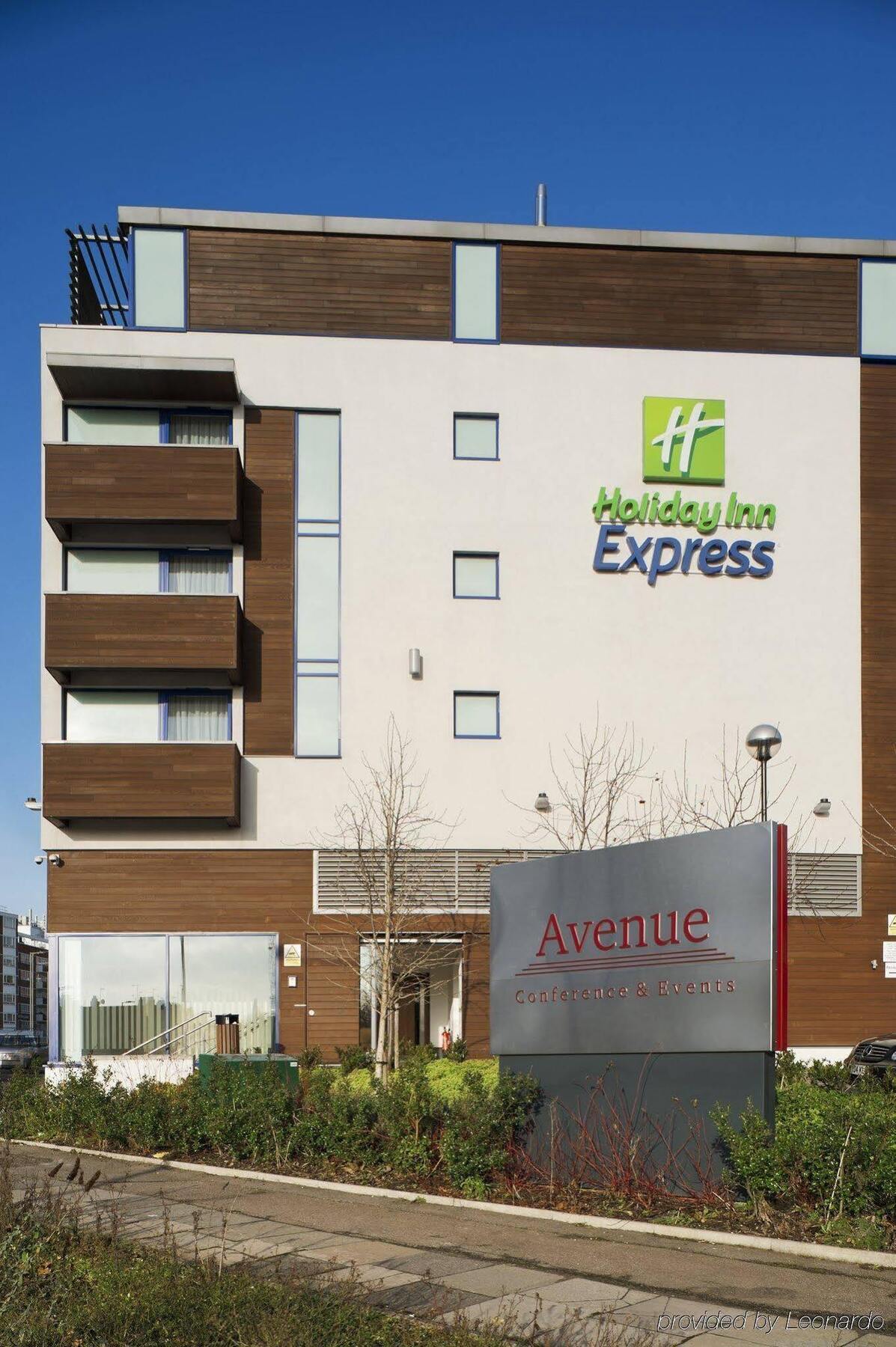 Holiday Inn Express London Golders Green, An Ihg Hotel Finchley Εξωτερικό φωτογραφία